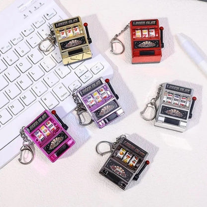 Mini Slot Machine Keychain – Lucky Spin Gadget