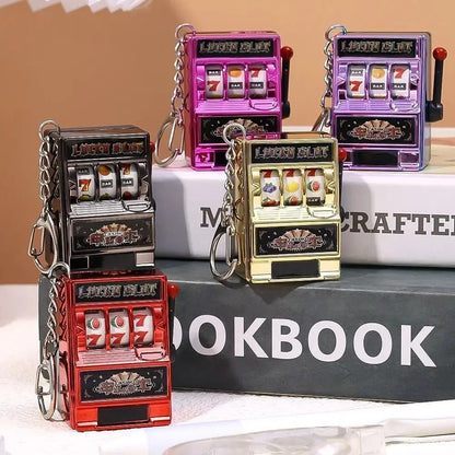Mini Slot Machine Keychain – Lucky Spin Gadget